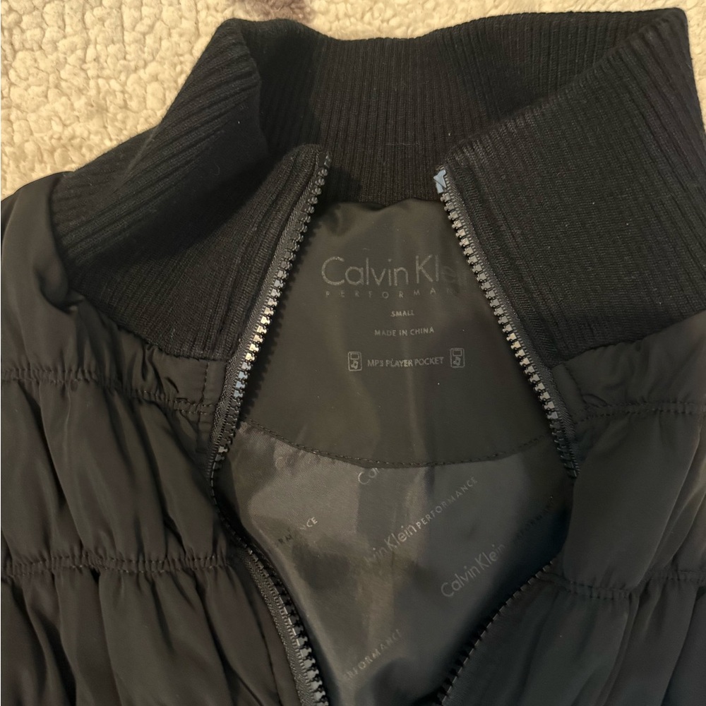 Calvin Klein Black Quilted Women's Vest - Picture 2 of 2